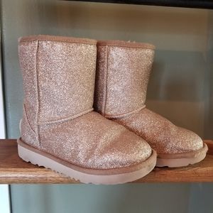 UGG Australia Classic Short II Glitter Sparkle Girls Boots Gold Size 13